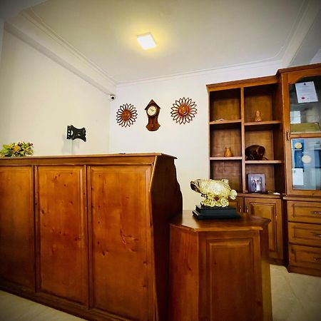 Hotel Grand Casa 康提 外观 照片