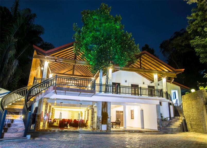 Hotel Grand Casa 康提 外观 照片