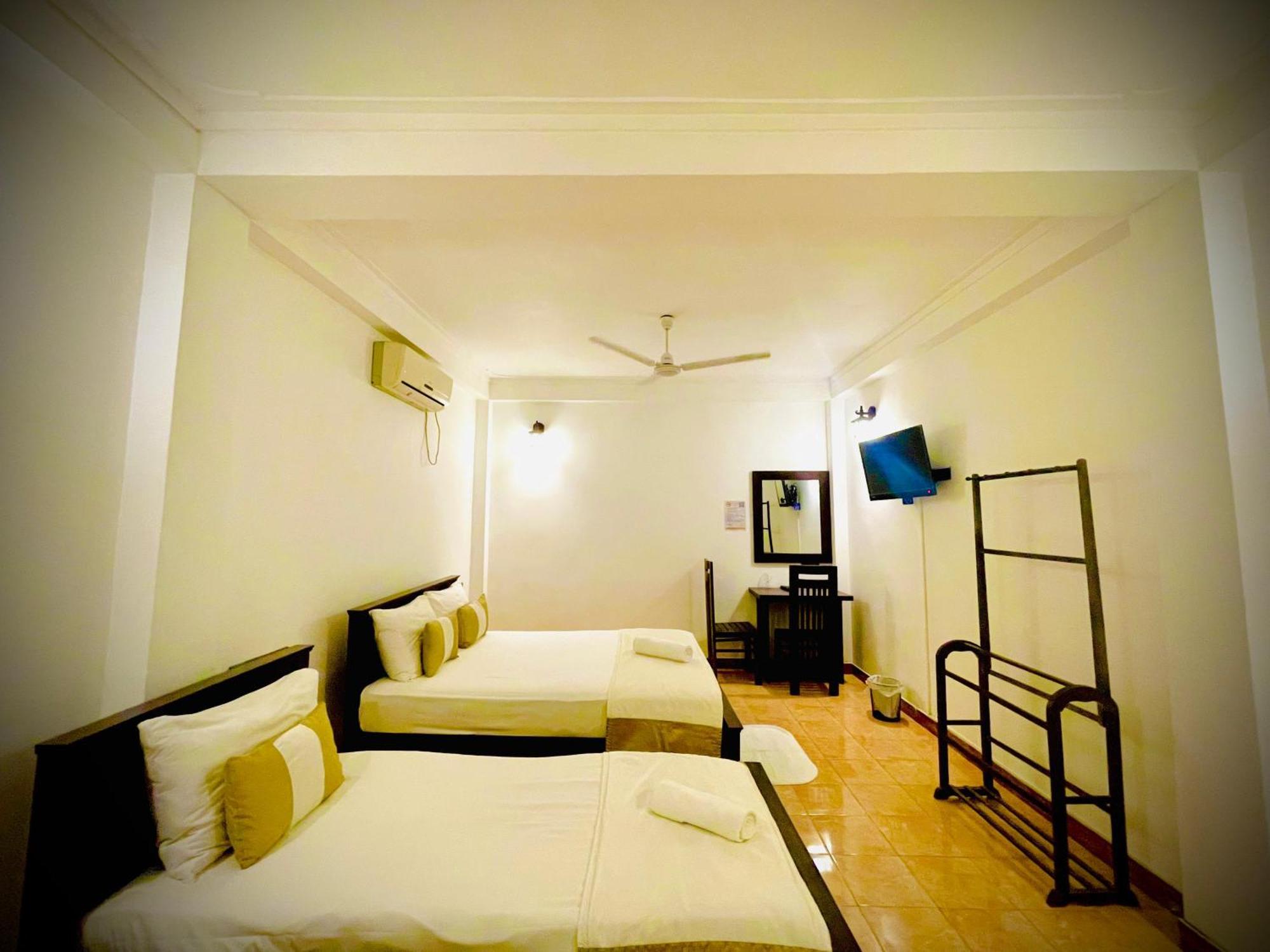 Hotel Grand Casa 康提 外观 照片
